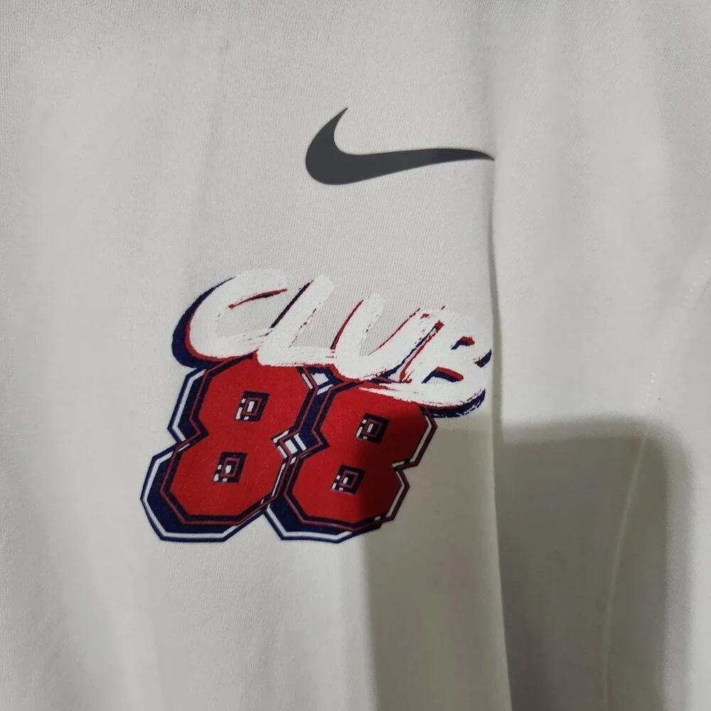 Nike this lightweight